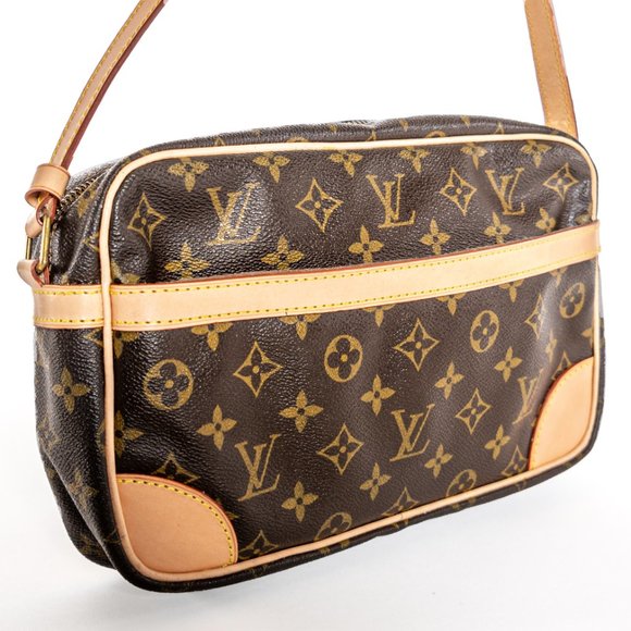 LOUIS VUITTON Monogram Compiegne Toiletry Vintage - Picture 3 of 14